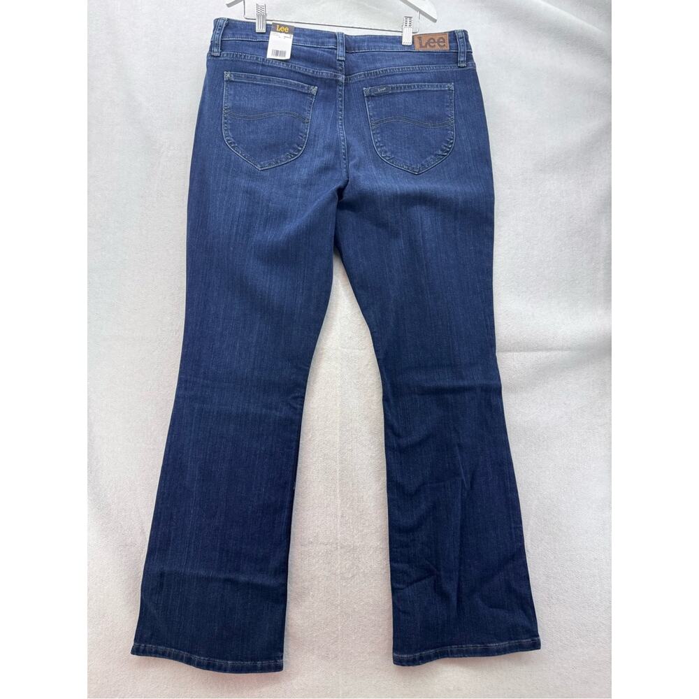 NWT Lee Regular Fit Mid-Rise Bootcut Jeans size 16 Medium Dark Wash - Picture 2 of 8